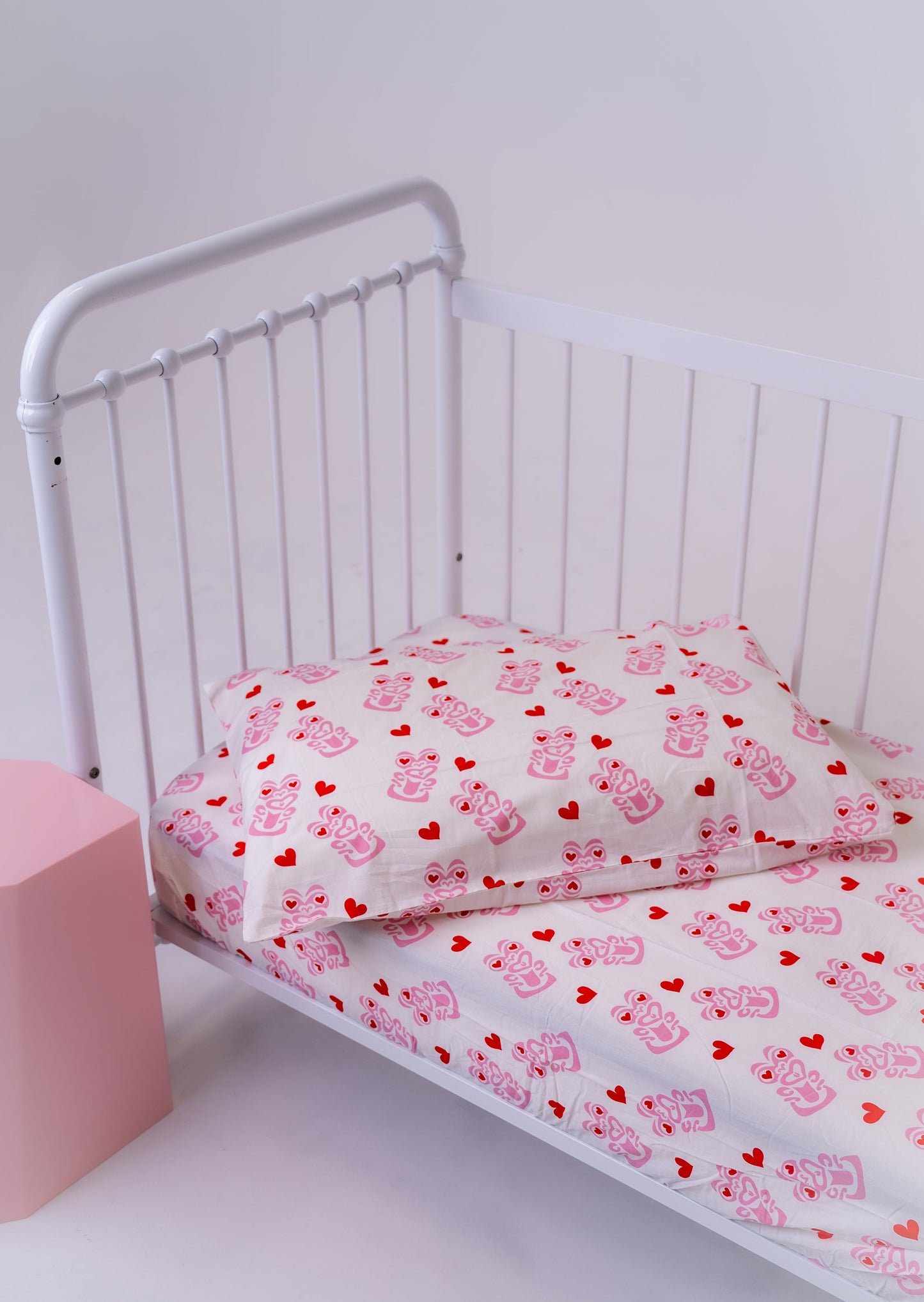 HEI LOVE FITTED COT SHEET